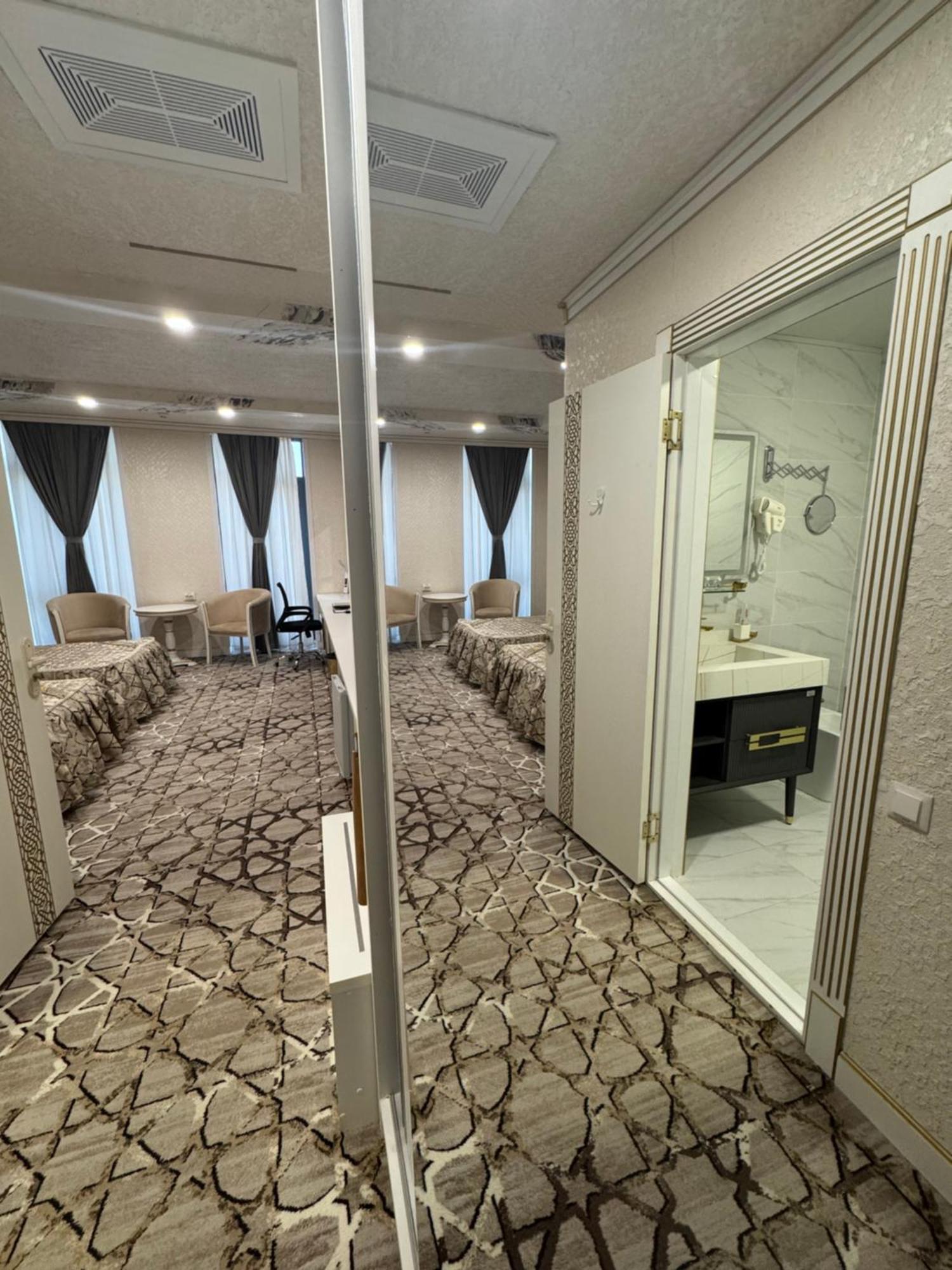 Bukhara City Hotel Turon City Plaza Екстериор снимка